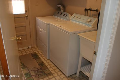 4 Vista Drive Morganville NJ 07751