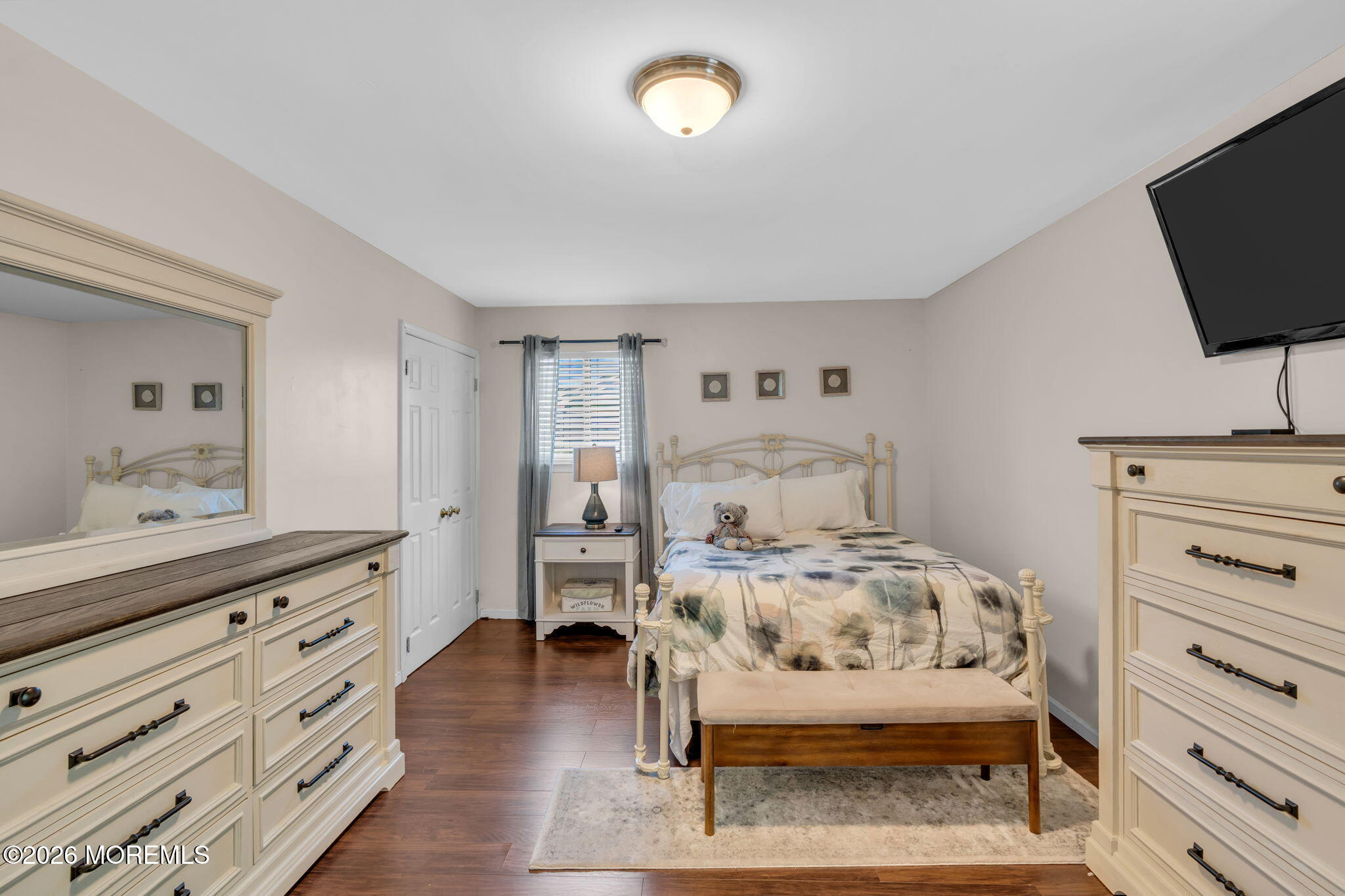 8 Honeysuckle Way Howell NJ 07731