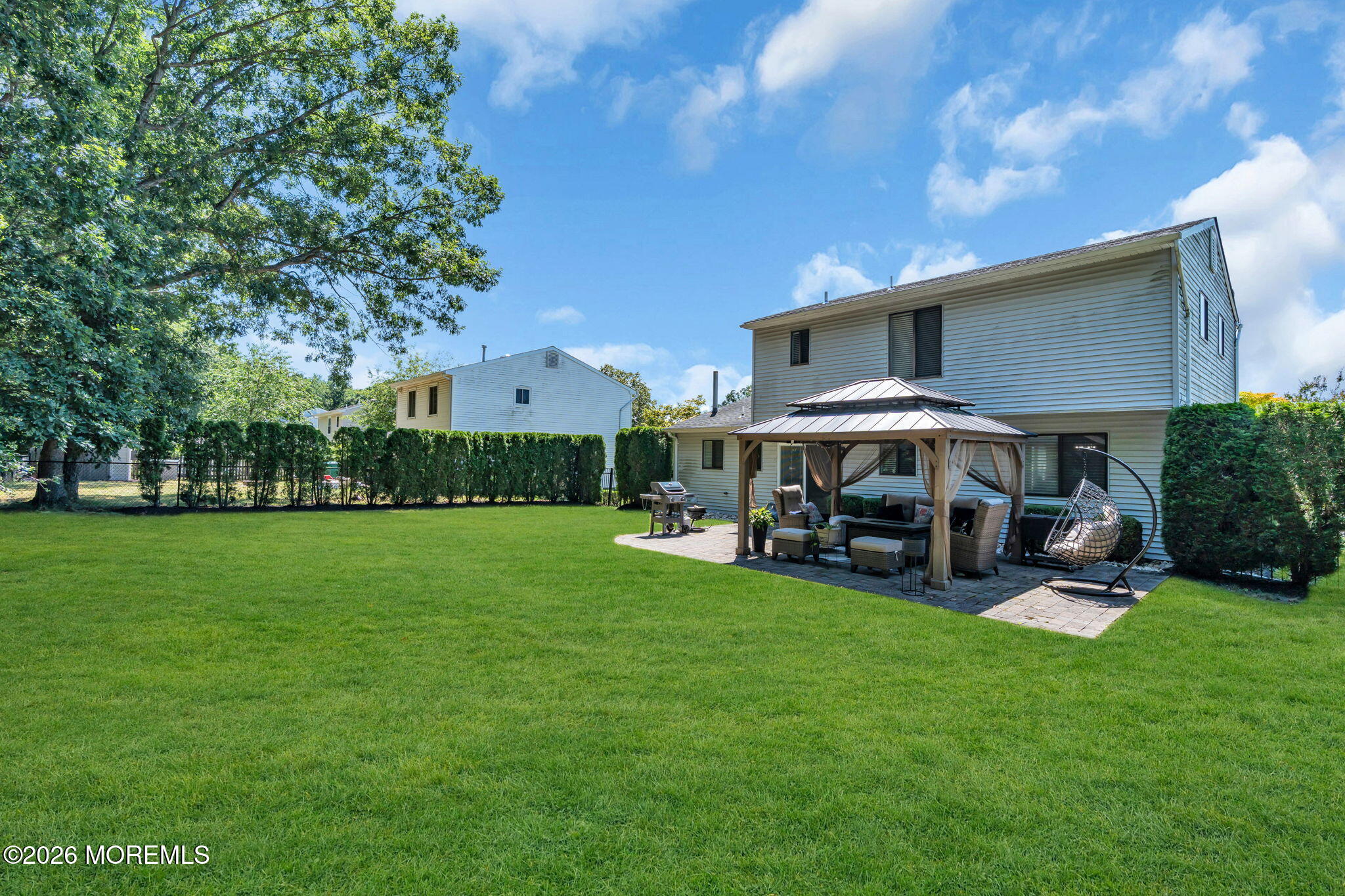 8 Honeysuckle Way Howell NJ 07731