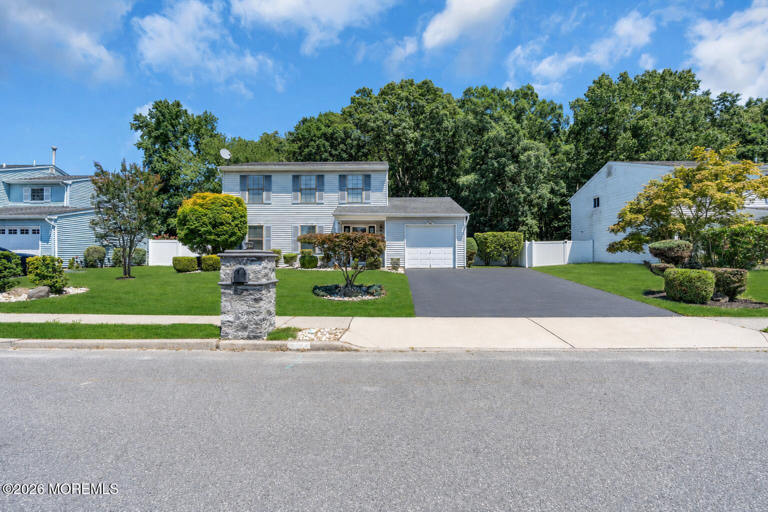 8 Honeysuckle Way Howell NJ 07731