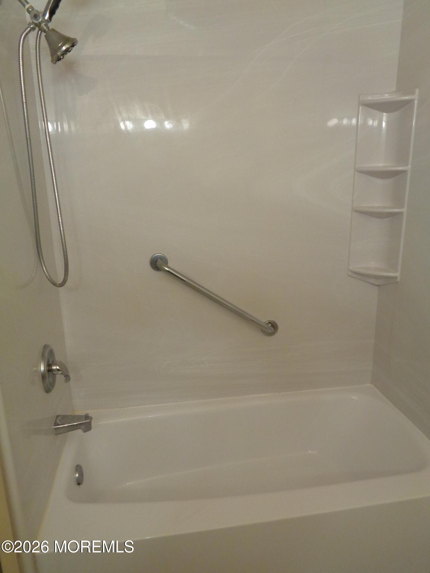608 B Willow Lane Whiting NJ 08759