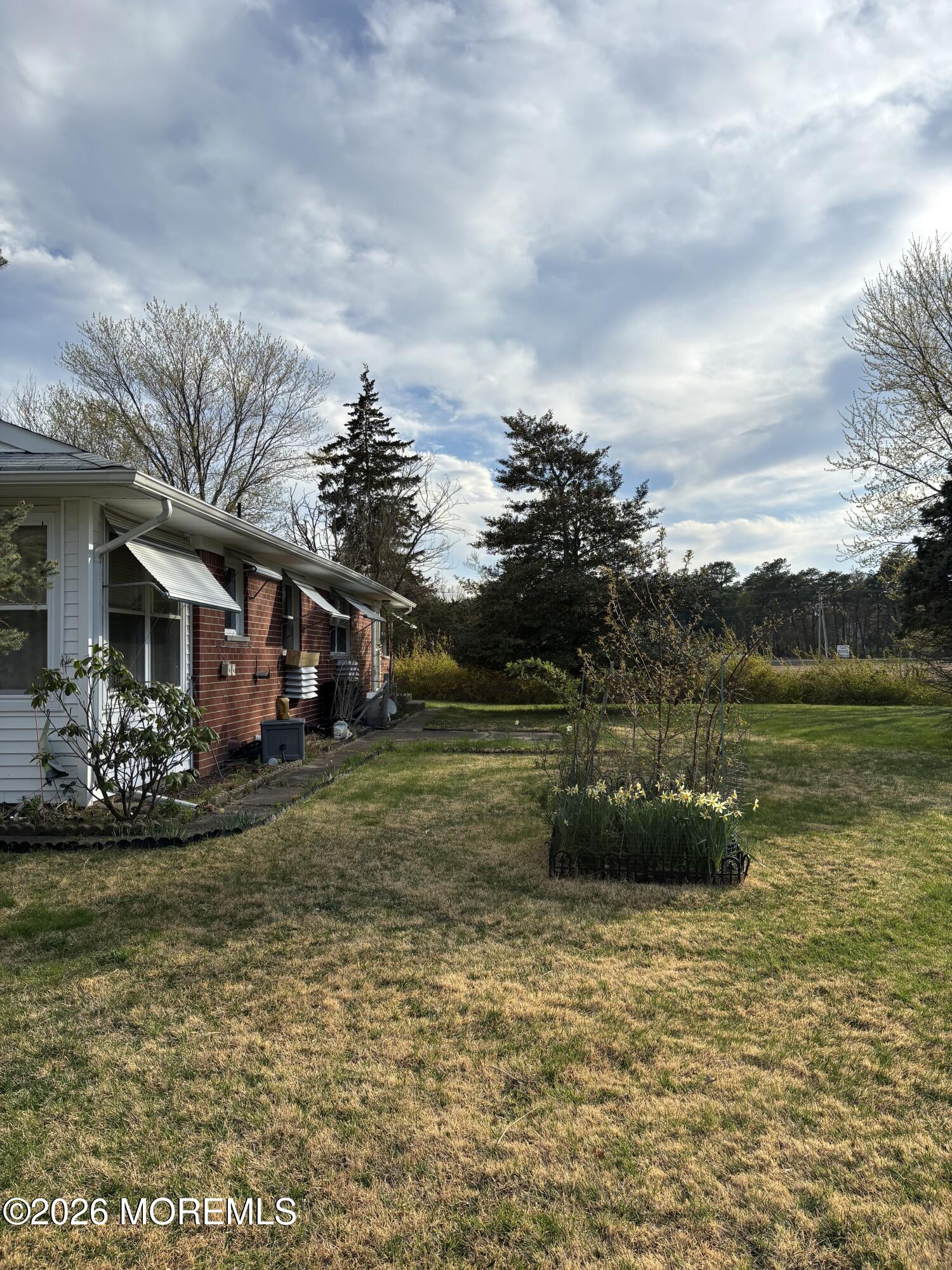 608 B Willow Lane Whiting NJ 08759