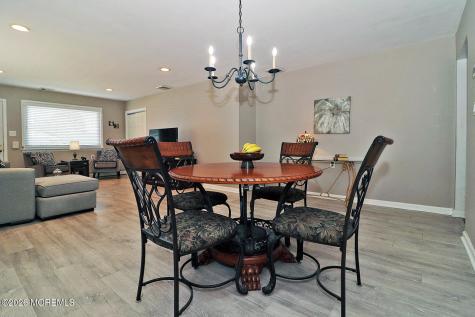 9 Bolans Court Toms River NJ 08757