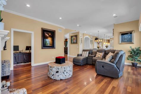 32 Freeman Court Toms River NJ 08753