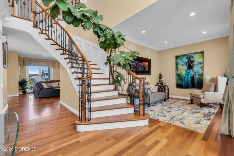 32 Freeman Court Toms River NJ 08753