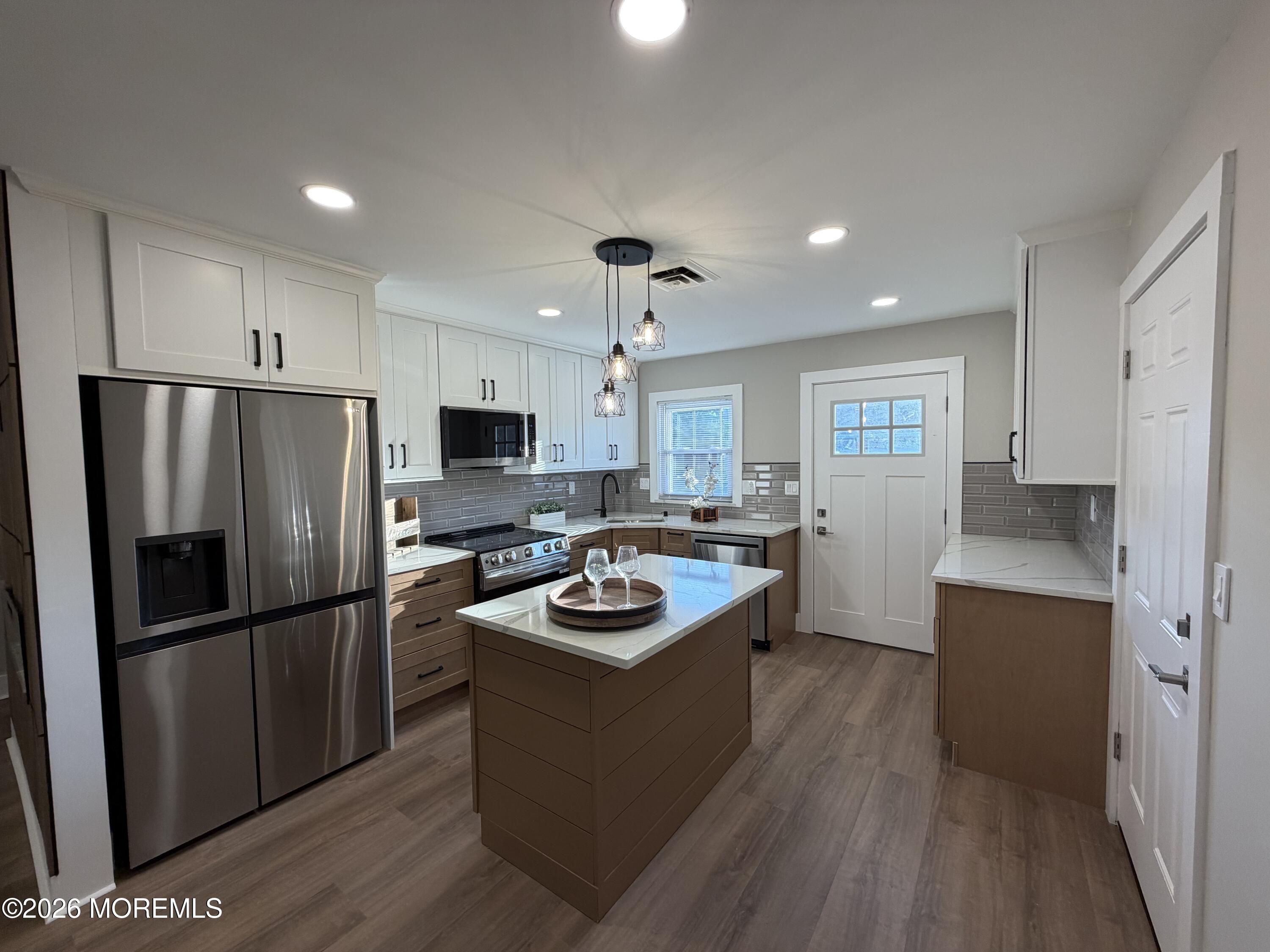 337C Canterbury Court Lakewood NJ 08701