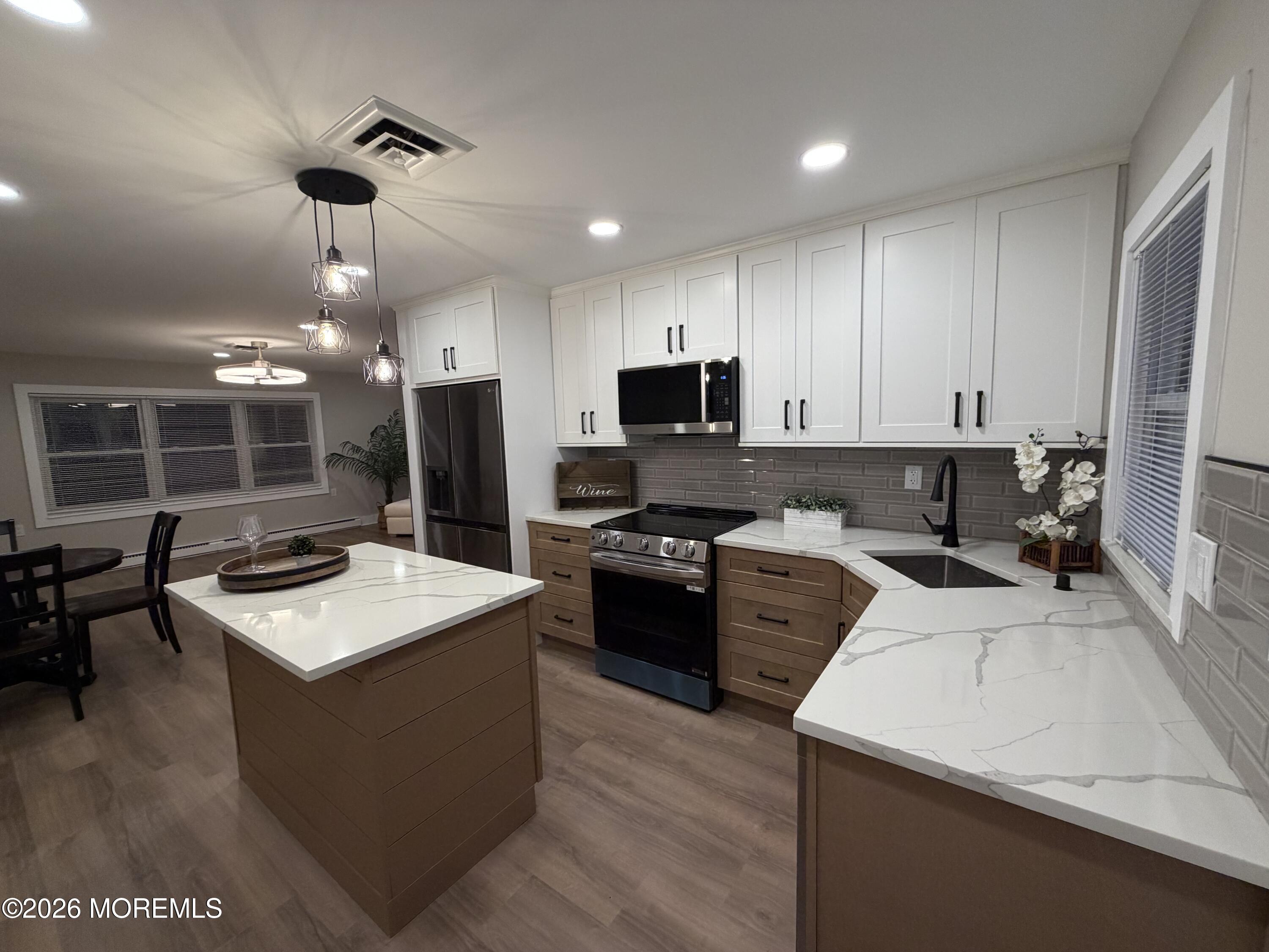 337C Canterbury Court Lakewood NJ 08701