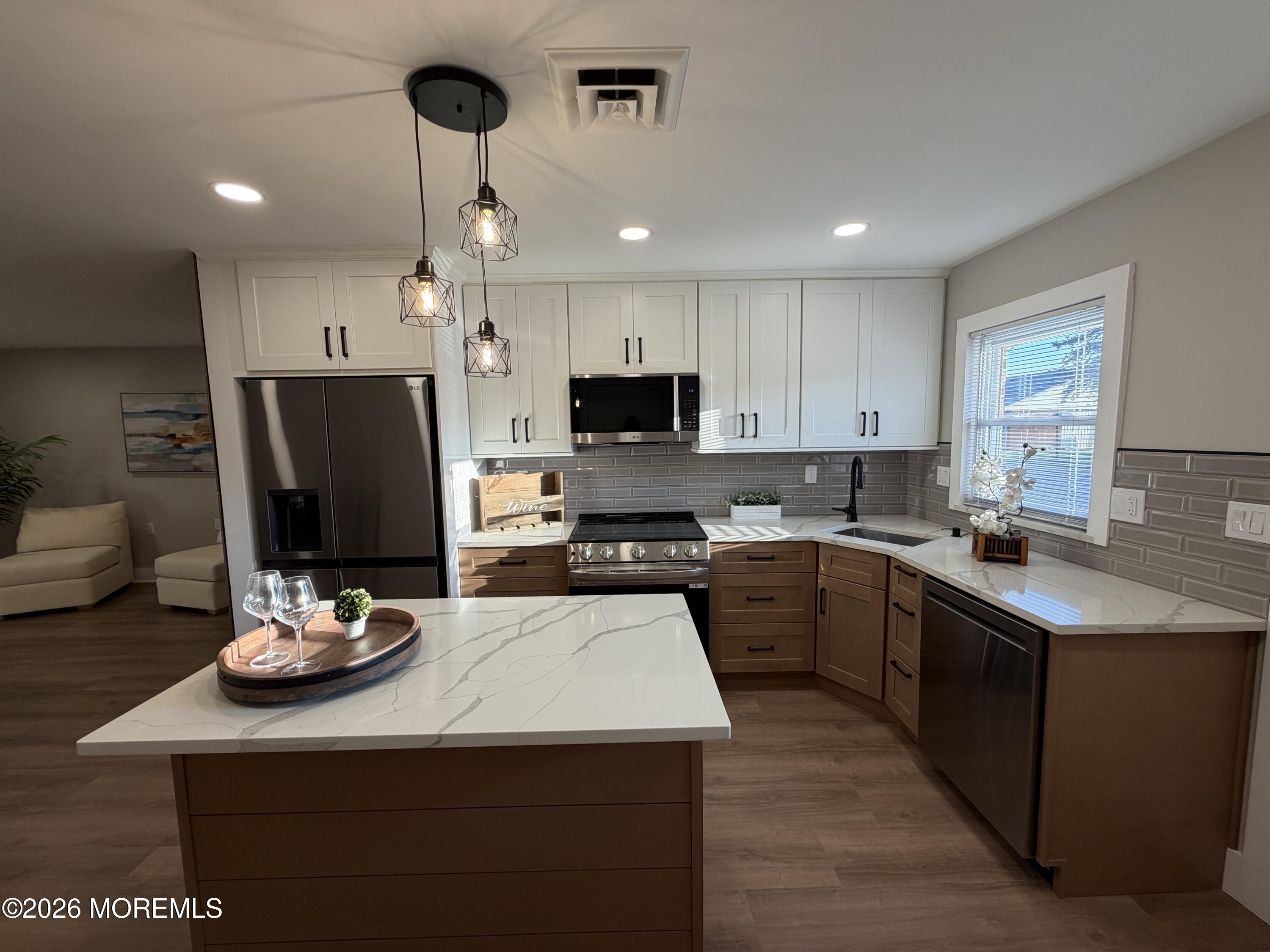 337C Canterbury Court Lakewood NJ 08701