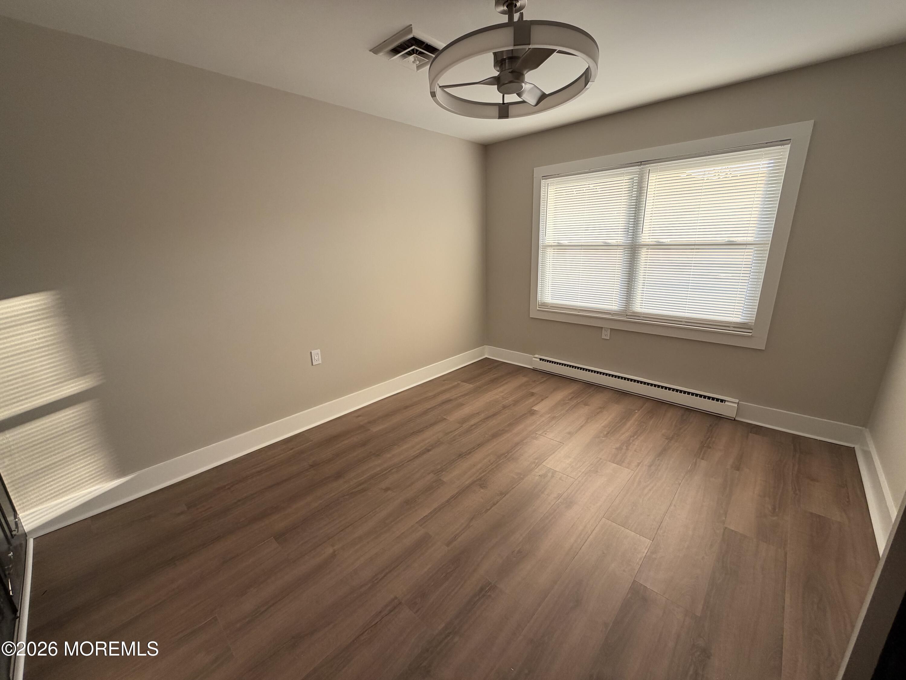 337C Canterbury Court Lakewood NJ 08701