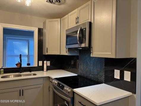 768 Hudson Parkway Whiting NJ 08759