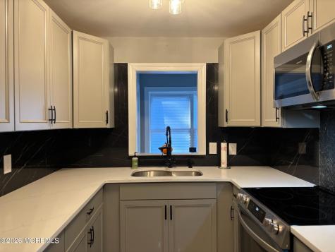 768 Hudson Parkway Whiting NJ 08759