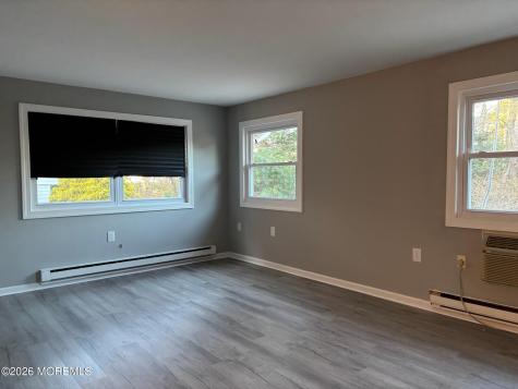768 Hudson Parkway Whiting NJ 08759