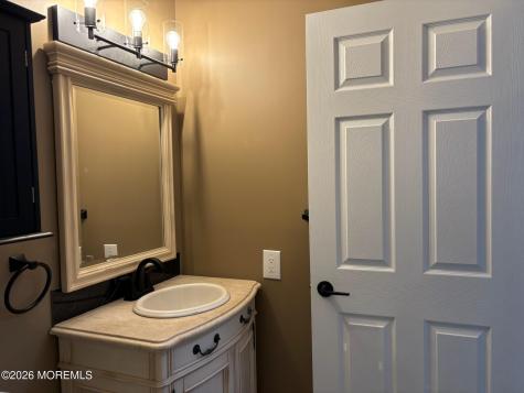 768 Hudson Parkway Whiting NJ 08759