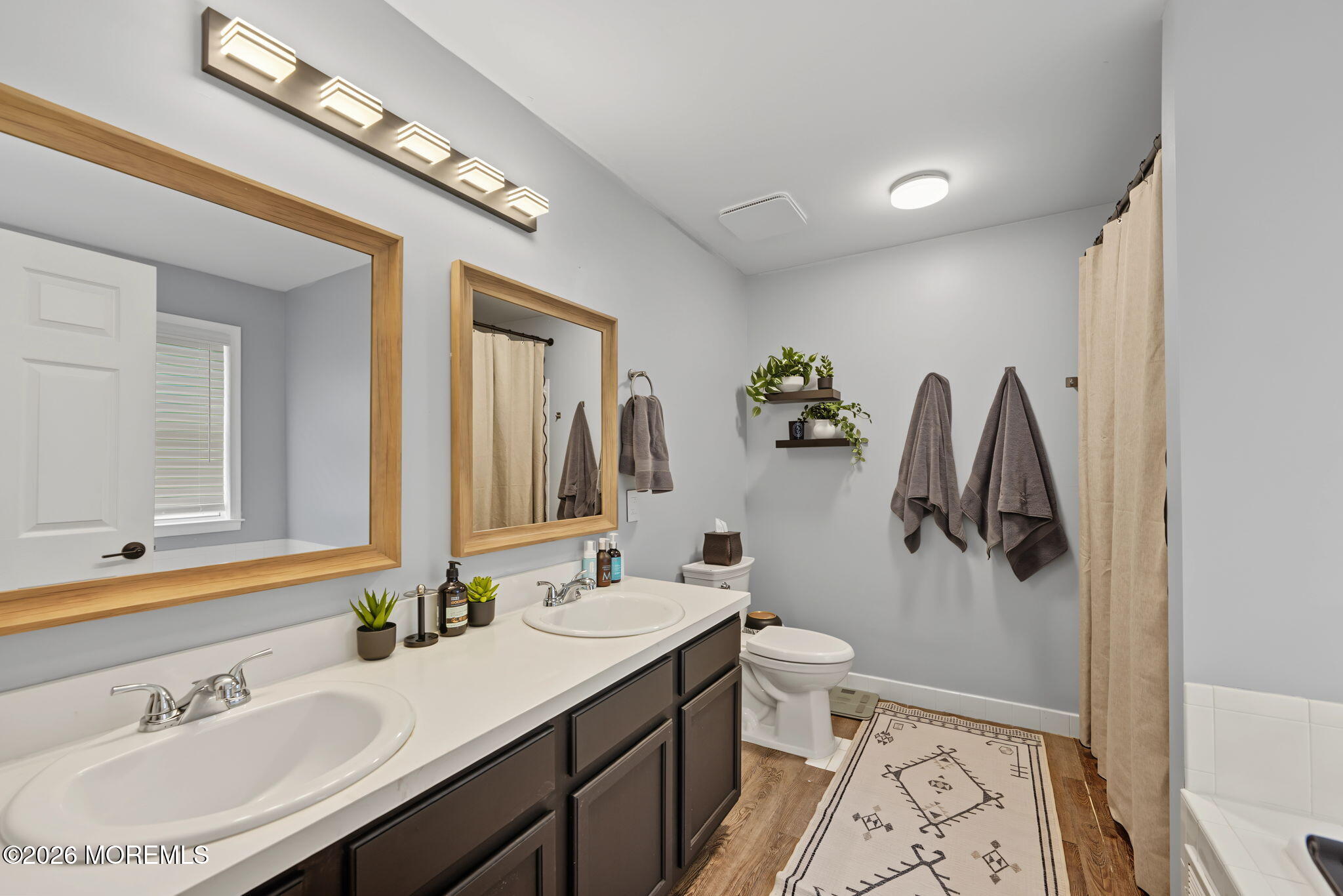 27 Goshawk Court Morganville NJ 07751