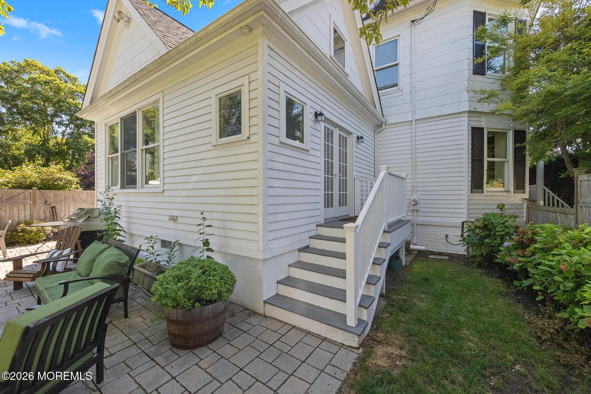 52 Ridge Road Rumson NJ 07760