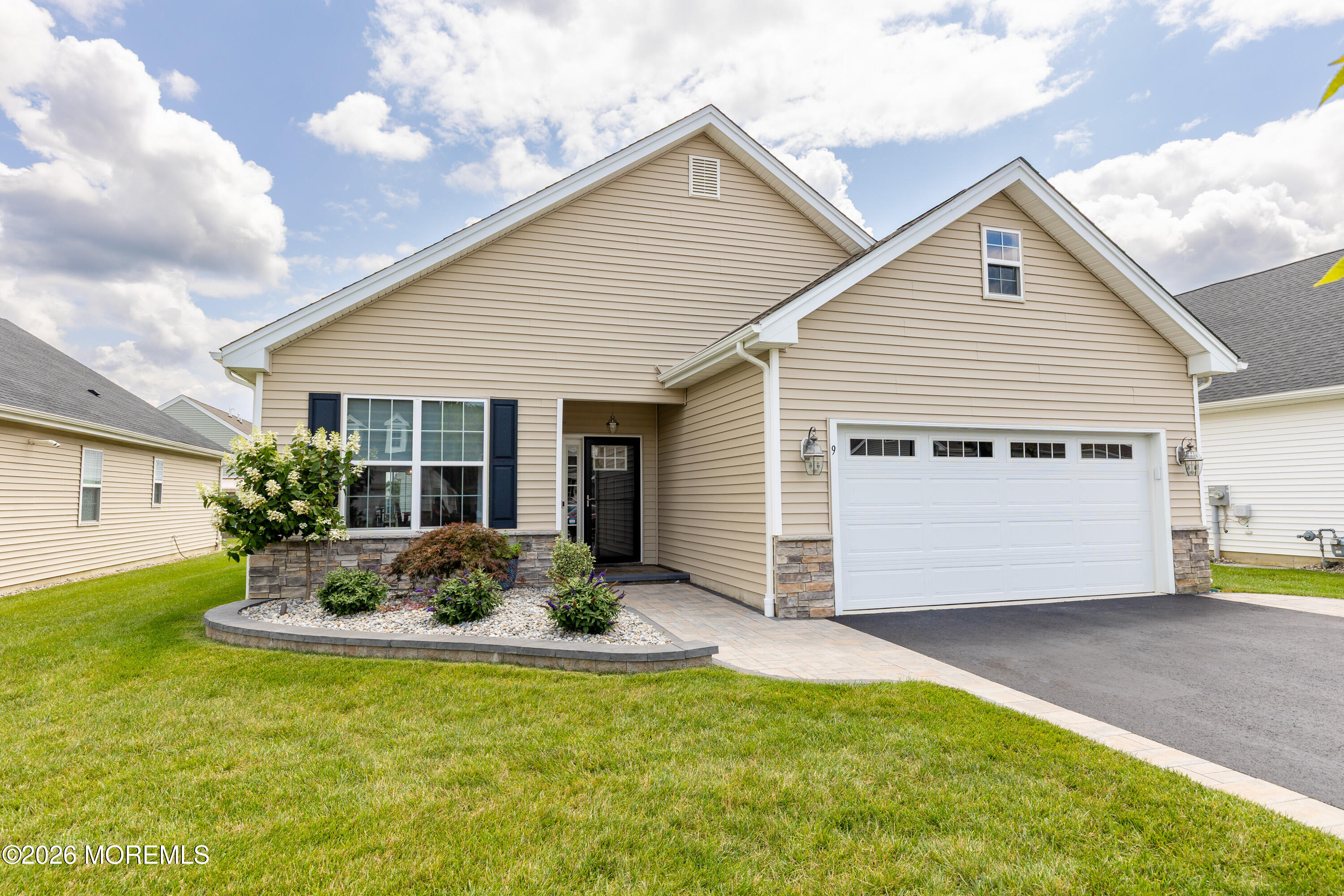 9 Emerald Road New Egypt NJ 08533