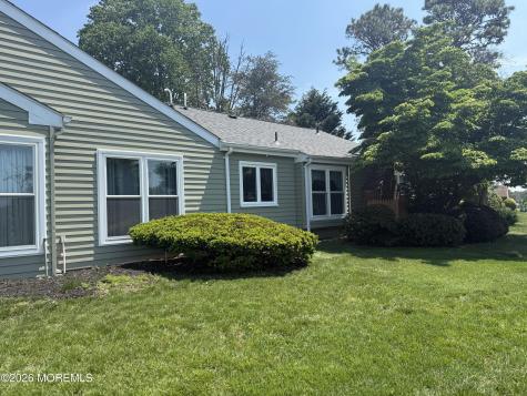 39 Sandhurst Street Manchester NJ 08759