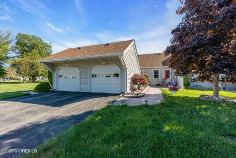 43 Piazza Correale Freehold NJ 07728