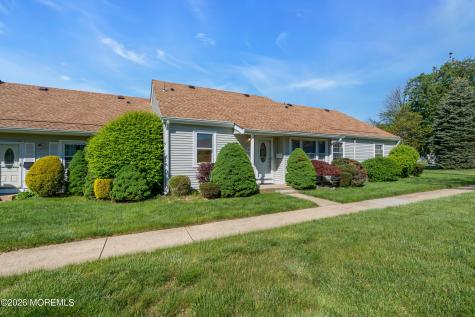 43 Piazza Correale Freehold NJ 07728