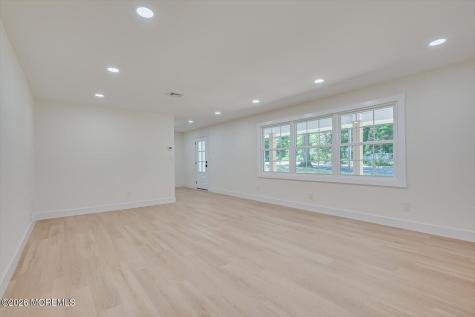 300 E Chestnut Avenue Metuchen NJ 08840