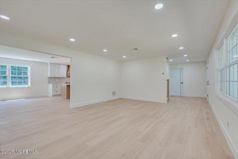 300 E Chestnut Avenue Metuchen NJ 08840