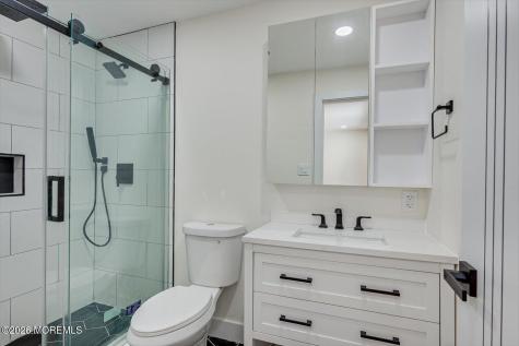 300 E Chestnut Avenue Metuchen NJ 08840