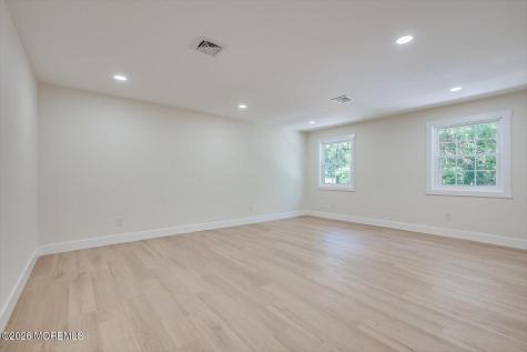 300 E Chestnut Avenue Metuchen NJ 08840