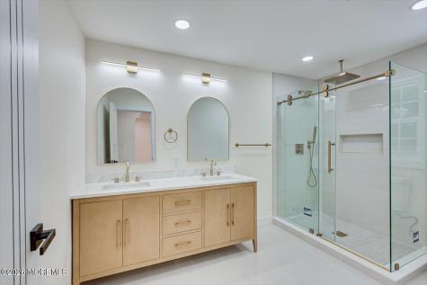 300 E Chestnut Avenue Metuchen NJ 08840