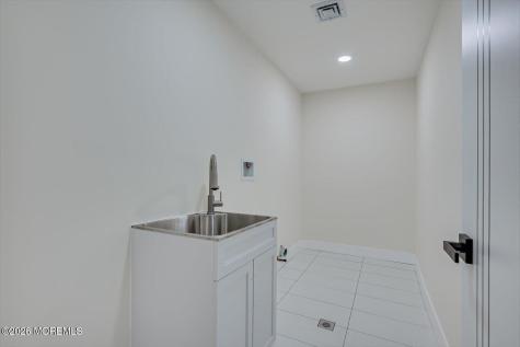 300 E Chestnut Avenue Metuchen NJ 08840