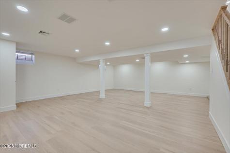 300 E Chestnut Avenue Metuchen NJ 08840