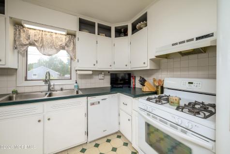 63 11th Street Hazlet NJ 07734