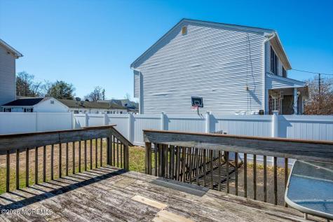 23 Wood Street Keansburg NJ 07734