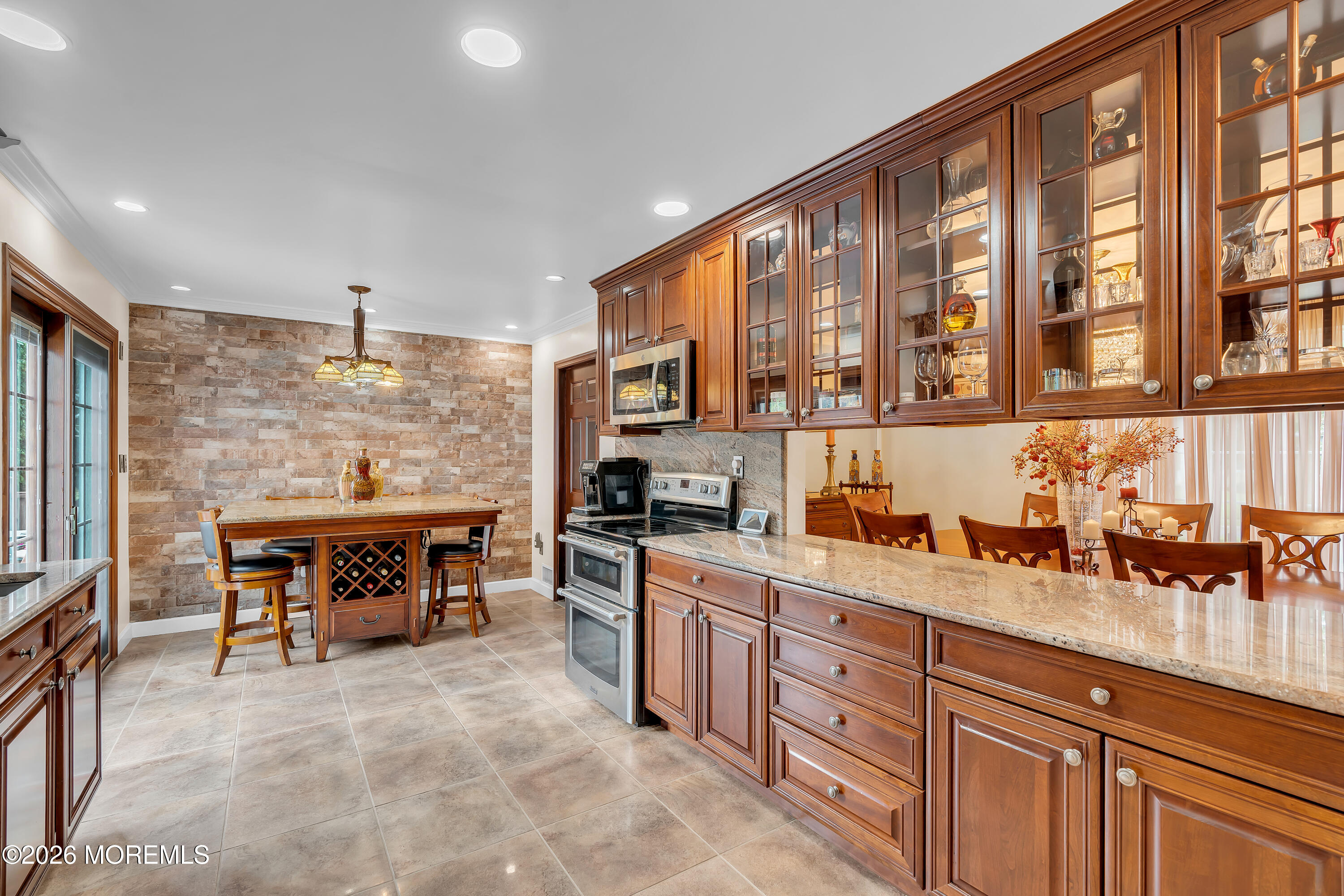 7 Mayflower Drive Red Bank NJ 07701