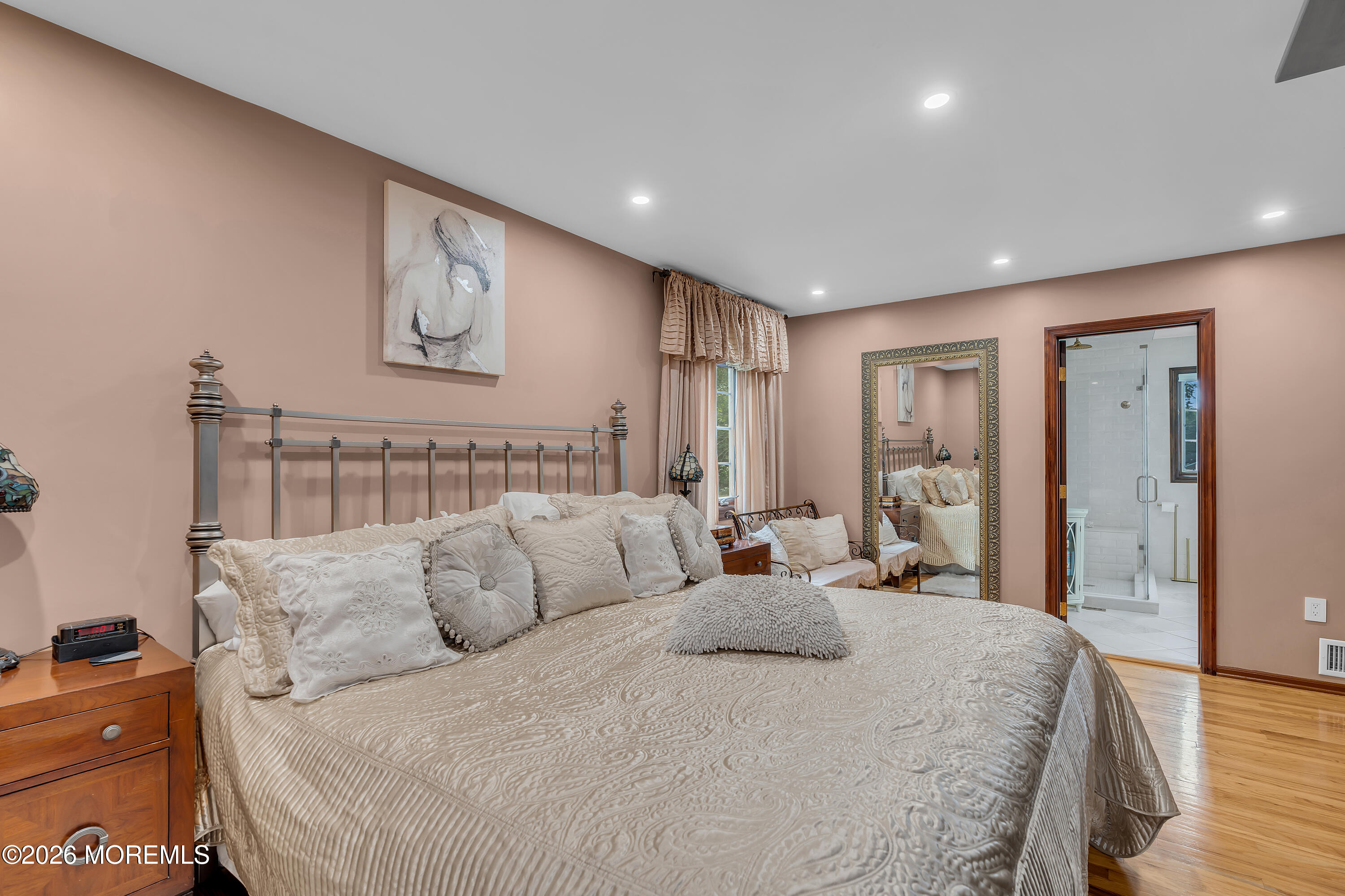 7 Mayflower Drive Red Bank NJ 07701
