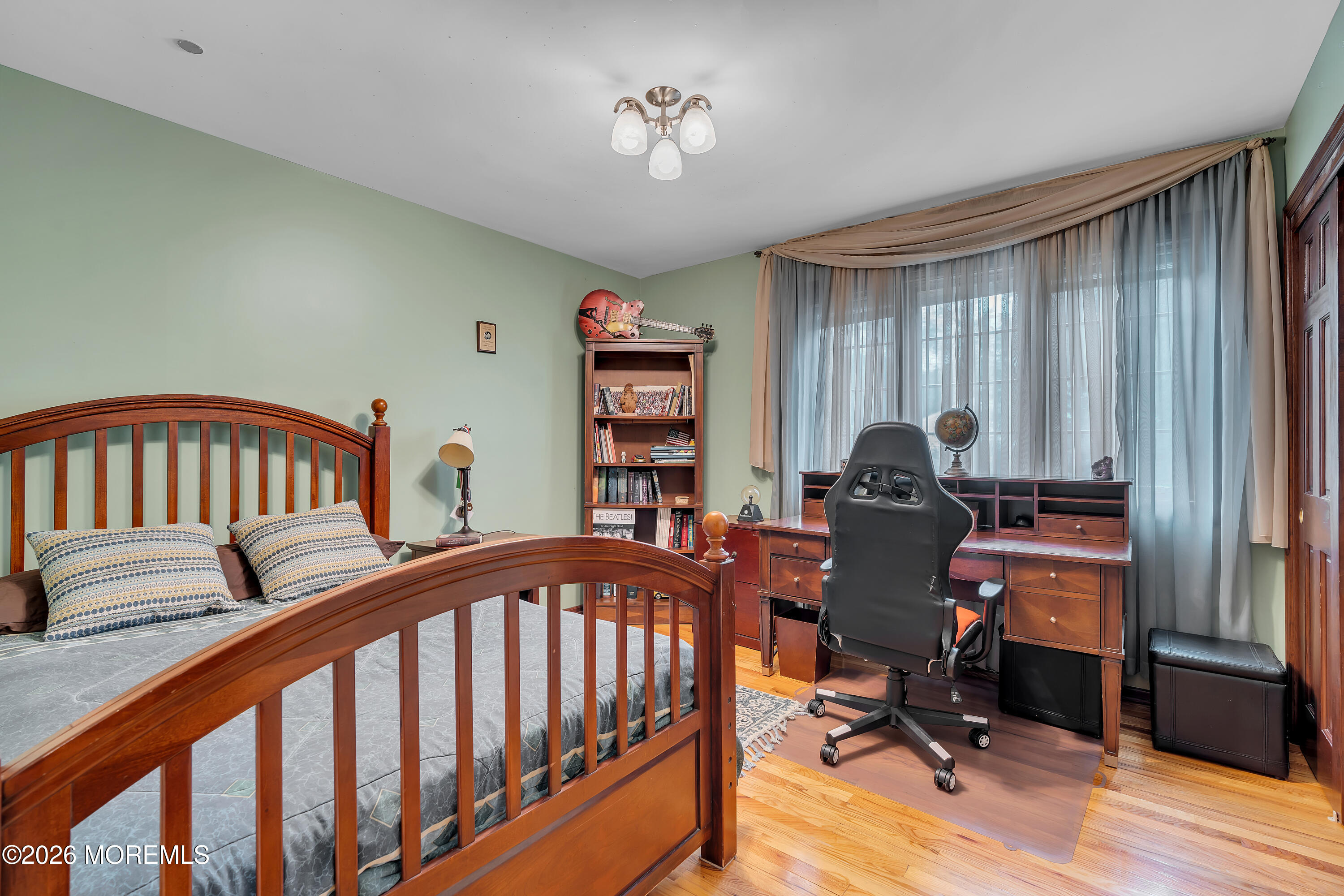 7 Mayflower Drive Red Bank NJ 07701