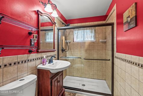 251 Arlington Drive Fords NJ 08863