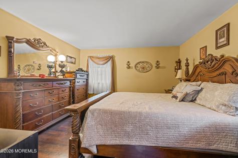 251 Arlington Drive Fords NJ 08863