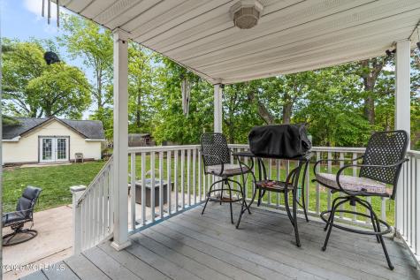 251 Arlington Drive Fords NJ 08863