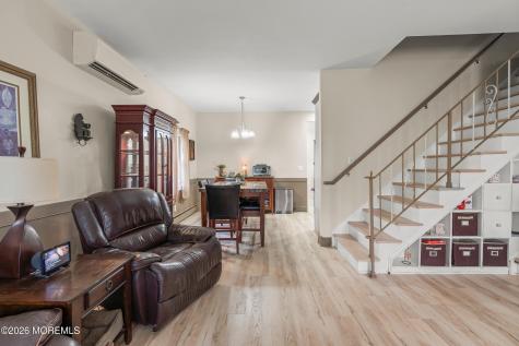 251 Arlington Drive Fords NJ 08863