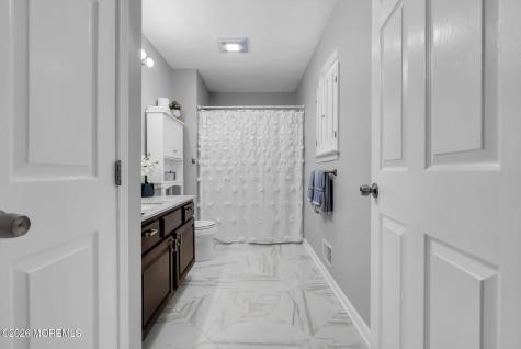 1870 Breakers Drive Manahawkin NJ 08050