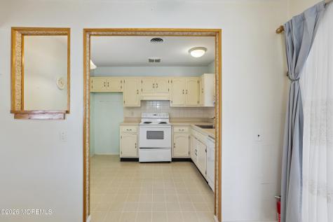 791 Hudson Parkway Whiting NJ 08759