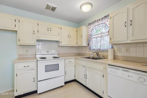 791 Hudson Parkway Whiting NJ 08759