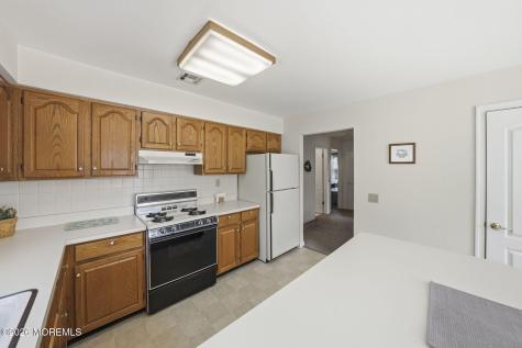 96 Narberth Way Toms River NJ 08757