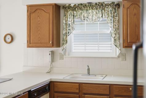 96 Narberth Way Toms River NJ 08757