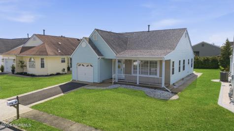 96 Narberth Way Toms River NJ 08757