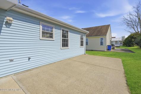 96 Narberth Way Toms River NJ 08757