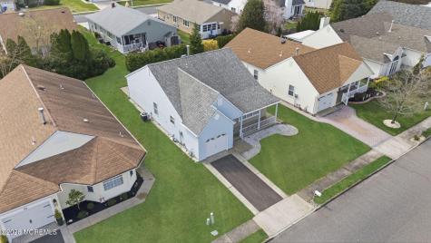 96 Narberth Way Toms River NJ 08757