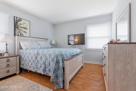60 Fordham Drive Aberdeen NJ 07747