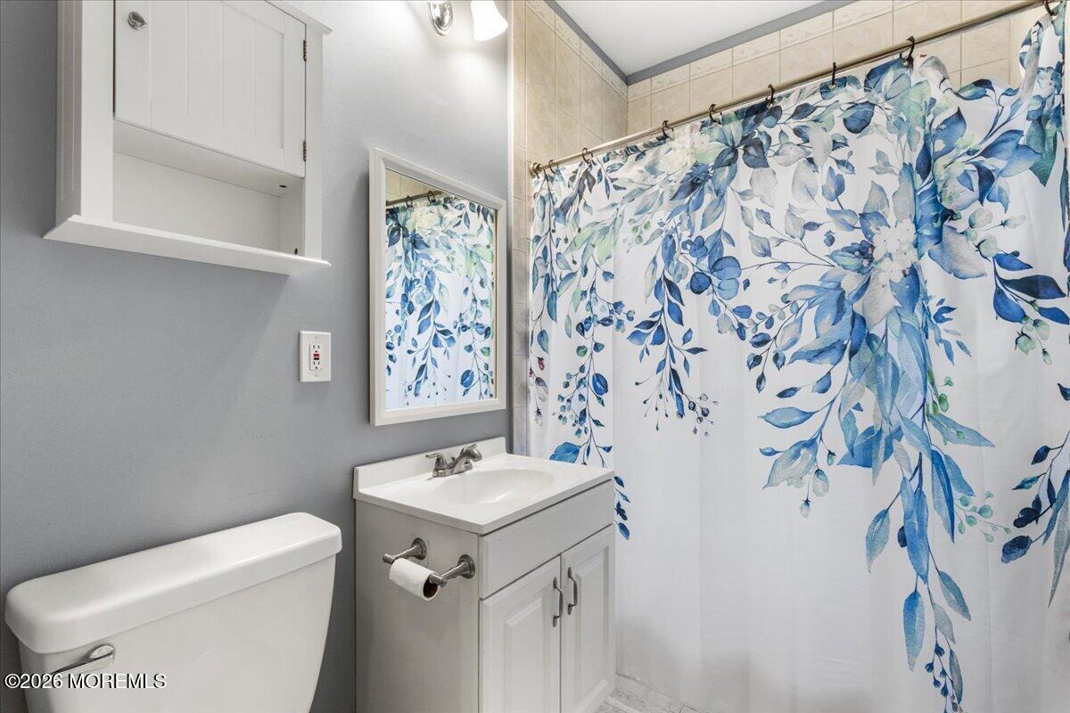 19 Ellis Street Freehold NJ 07728