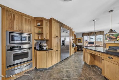 31 N Cherokee Lane Brick NJ 08724